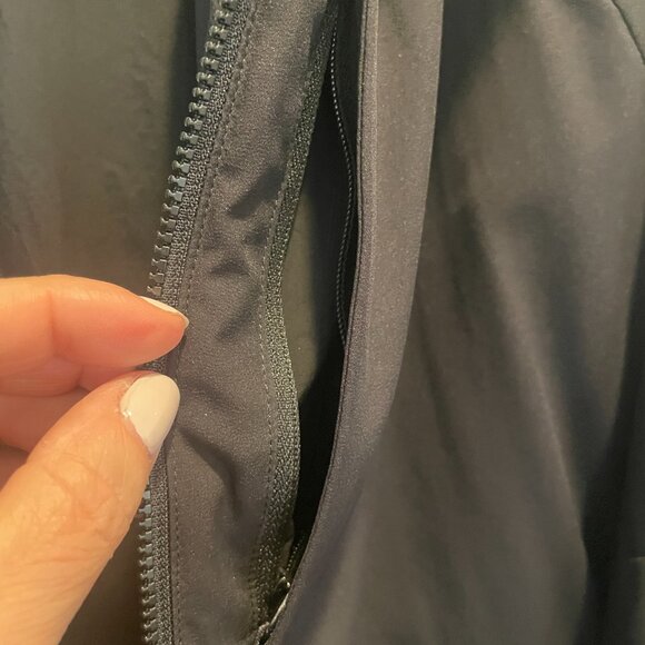 Arc'teryx Women's Proton Hybrid Insulated Hoodie - Black XXL - Picture 6 of 7